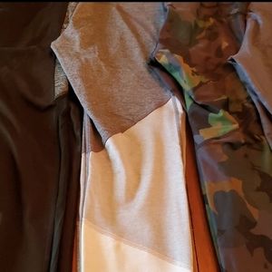 2 pair old Navy M Tall leggings